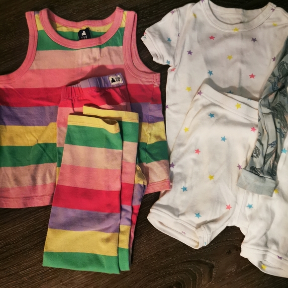 Size 4/5 pyjama lot - Picture 2 of 5